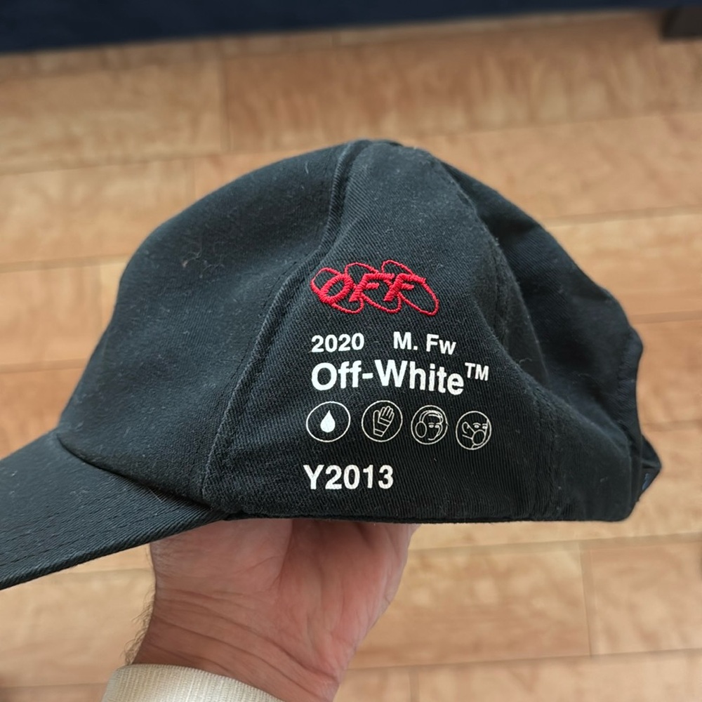 Off White Hat - image 1